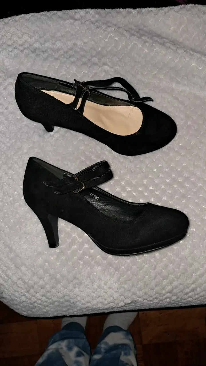 Zapatos de tacón negro con correa Tuo Tuo - 3
