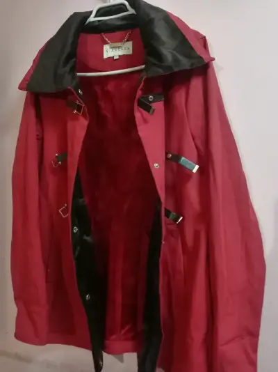 Abrigo rojo con cuello de piel Viaressa - miniatura 4