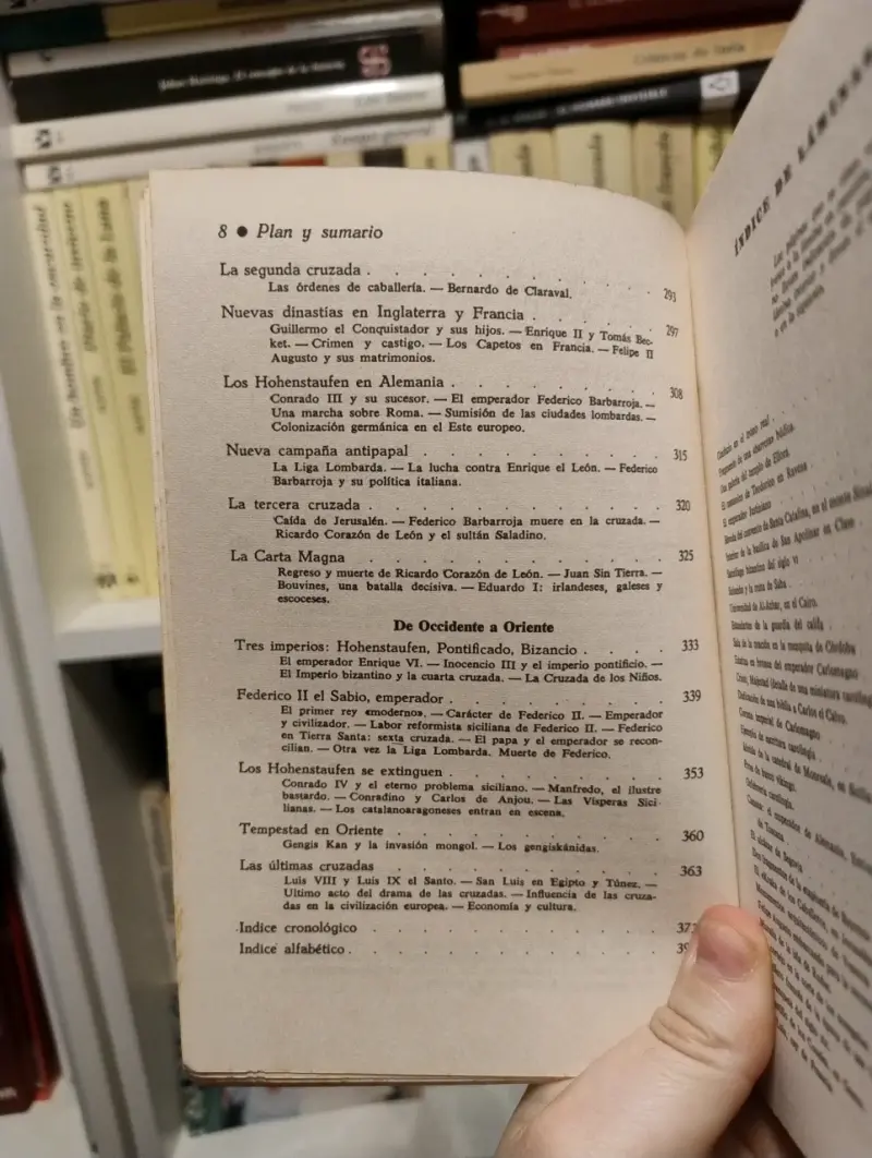Libro Historia Universal La Edad Media Daimon - 4