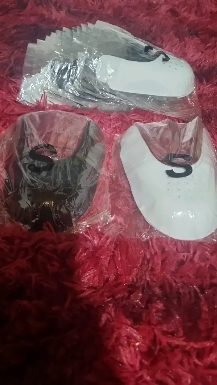 13 Shields Antiarrugas Zapatillas Talla S - 1