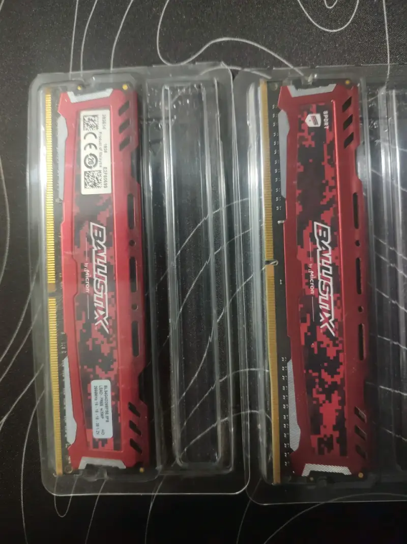 Memoria RAM Crucial Ballistix Sport 8GB DDR4 4x2
