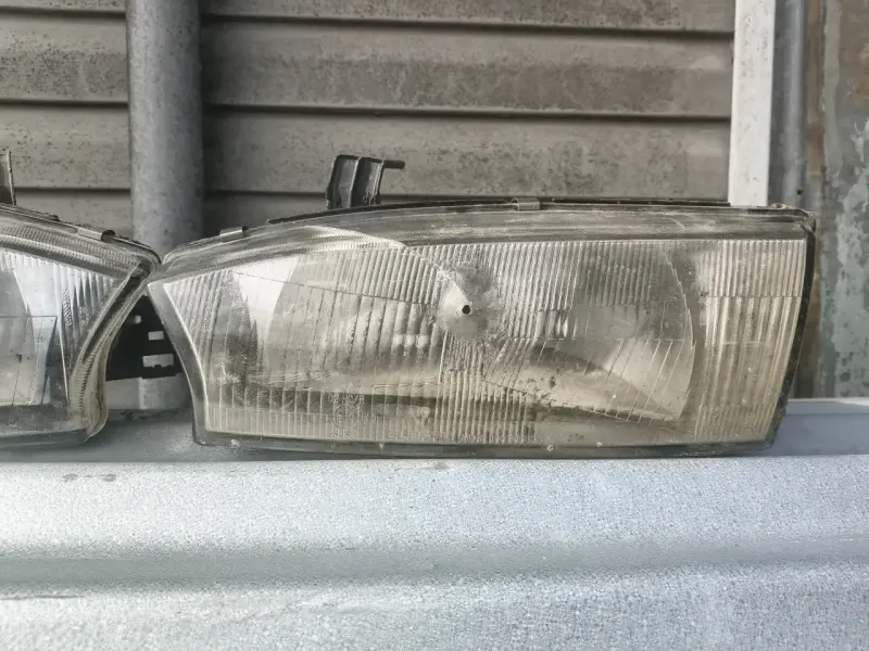 Par de focos delanteros para Subaru legacy 2g - 2