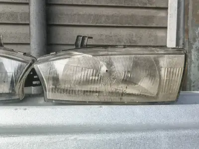 Par de focos delanteros para Subaru legacy 2g - miniatura 2