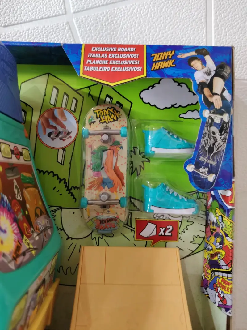 Furgoneta de Skate Hot Wheels Tony Hawk - 4
