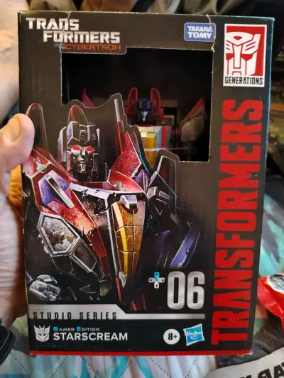 Figura Transformers Starscream STUDIO Series - miniatura 1
