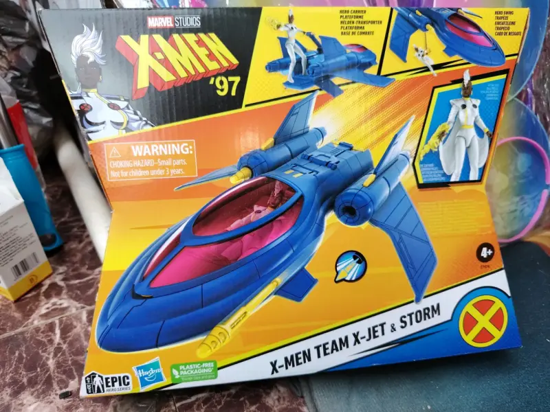 Juguete X-Men 97 Jet con Figura Storm - 2