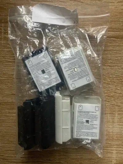 Tapas para pilas de control Xbox 360 c/u (6x5mil) - miniatura 2