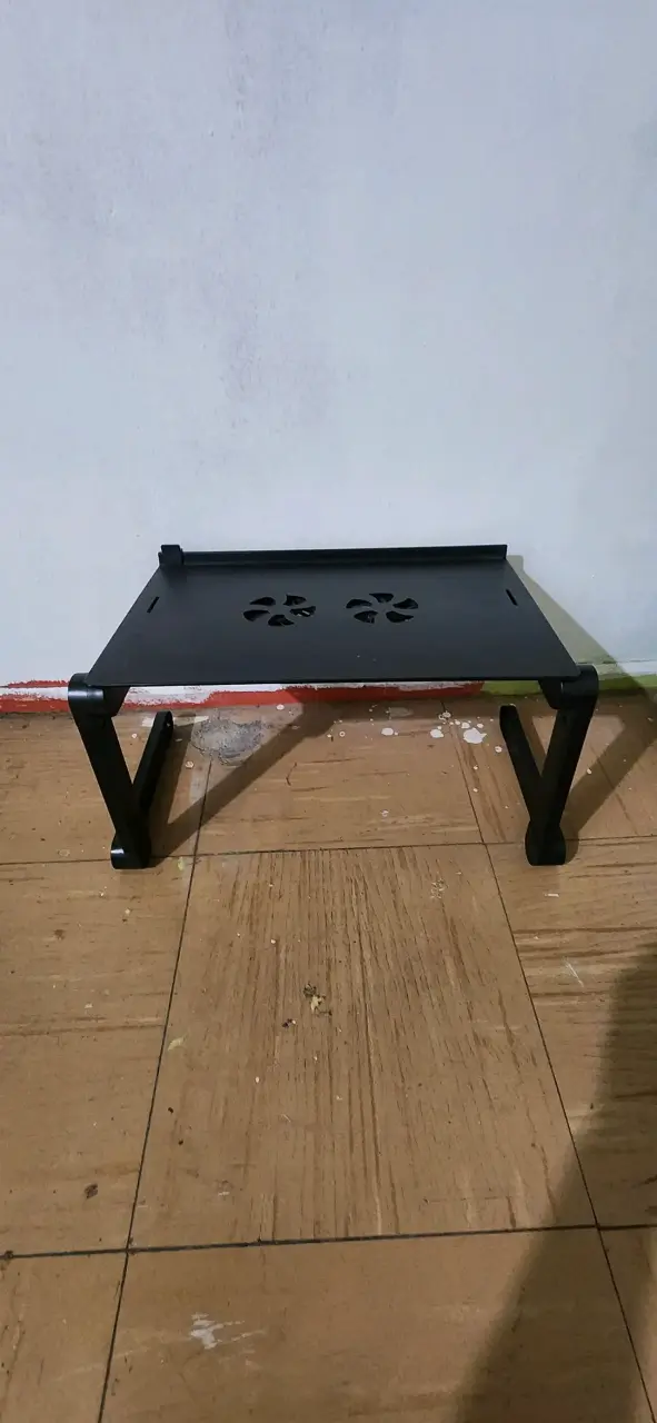 Mesa Plegable para Laptop con Ventilador - 2