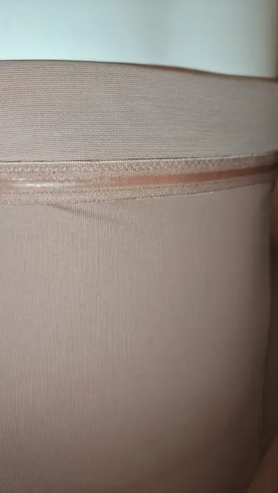 Línea Silhouette - Faja tiro ultra Leonisa Beige L - miniatura 3
