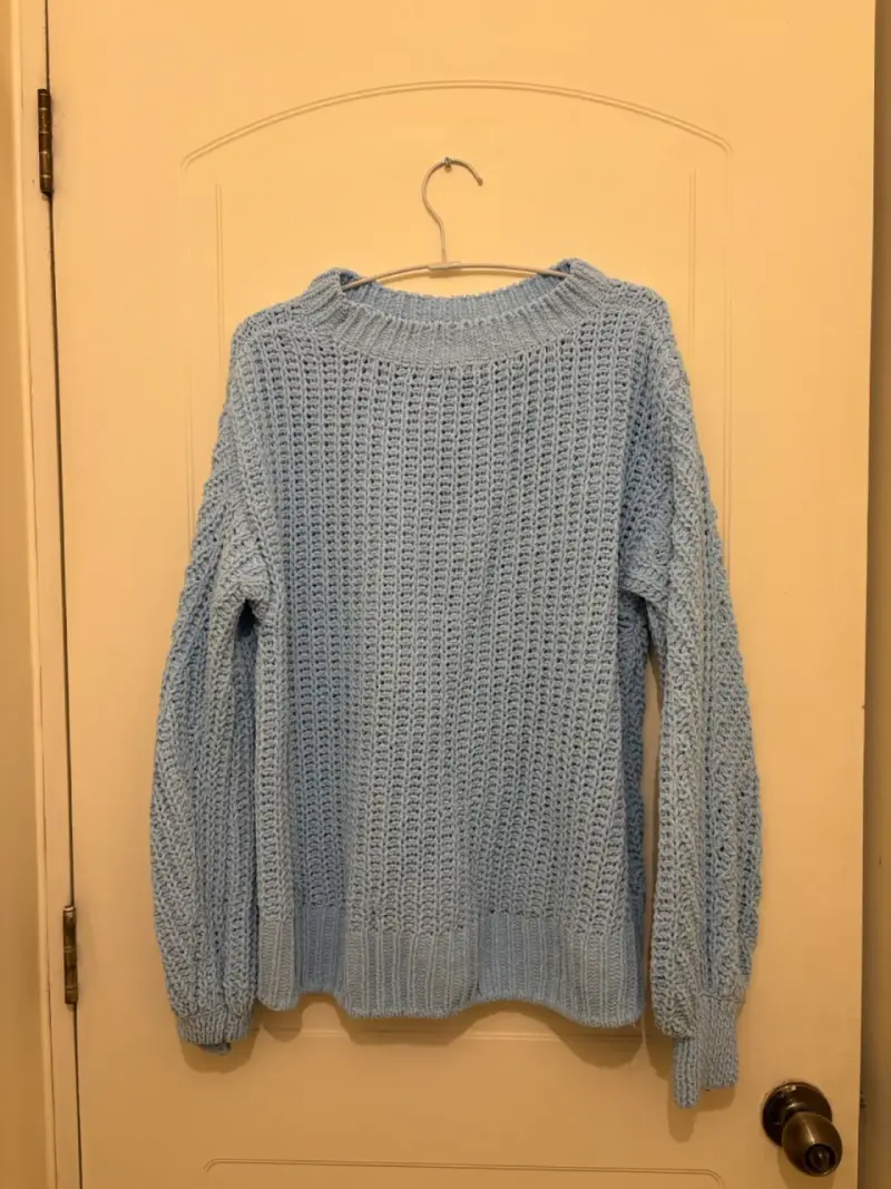 Suéter tejido azul claro para mujer