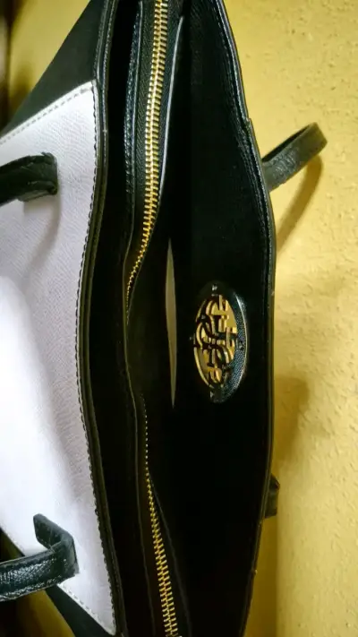 Bolso de mano bicolor elegante - miniatura 5