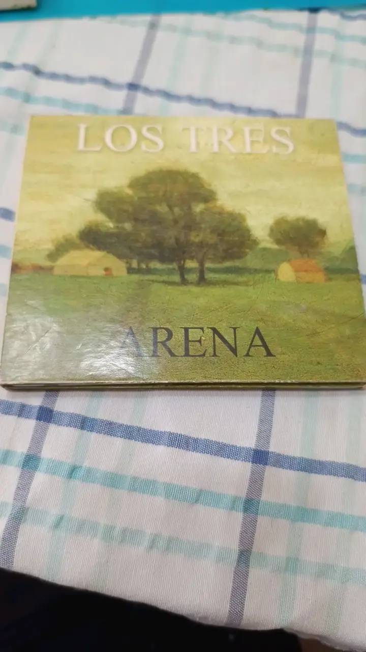Álbum doble 'Arena' de Los Tres - 1