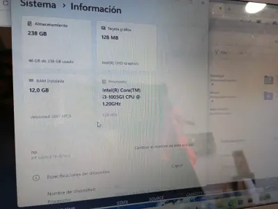 Laptop HP Intel Core i3 10ma Gen 12GB RAM - miniatura 2