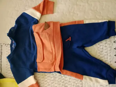 Conjunto de ropa para bebé de algodón colorido - miniatura 1