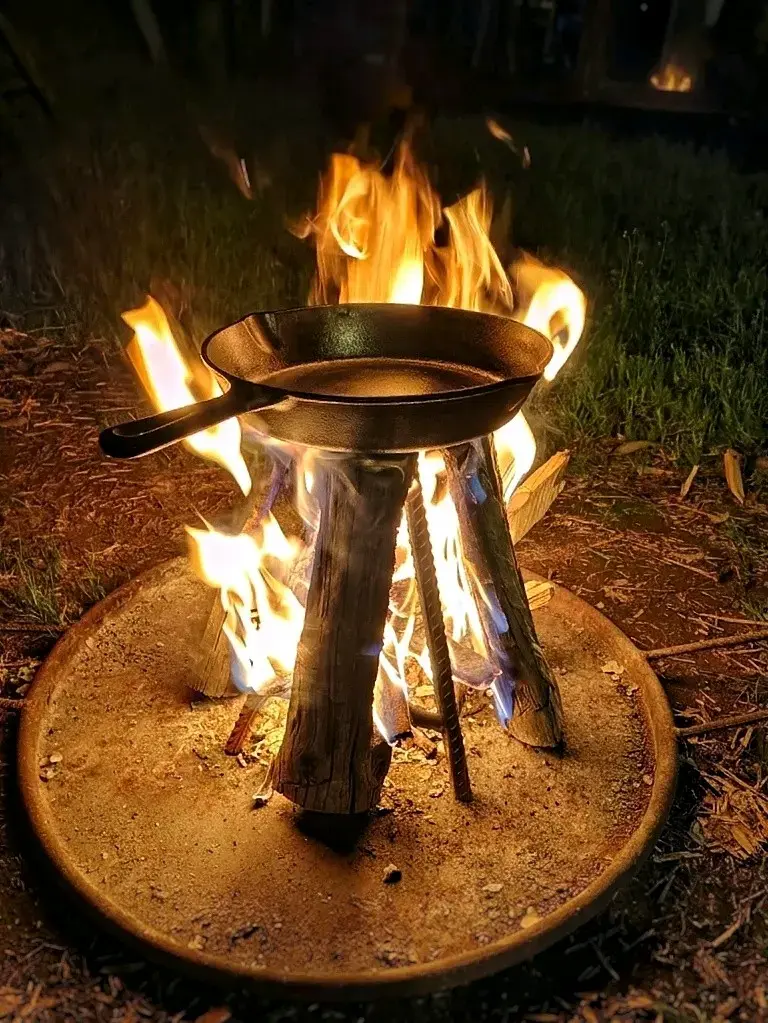 Soporte de hierro para fogata o parrilla - 4