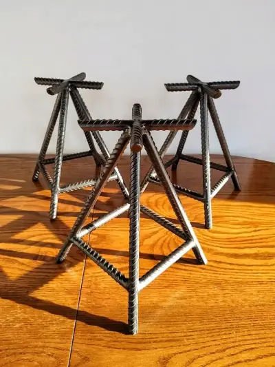 Soporte de hierro para fogata o parrilla - miniatura 5