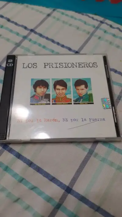 Álbum doble Los Prisioneros - miniatura 1