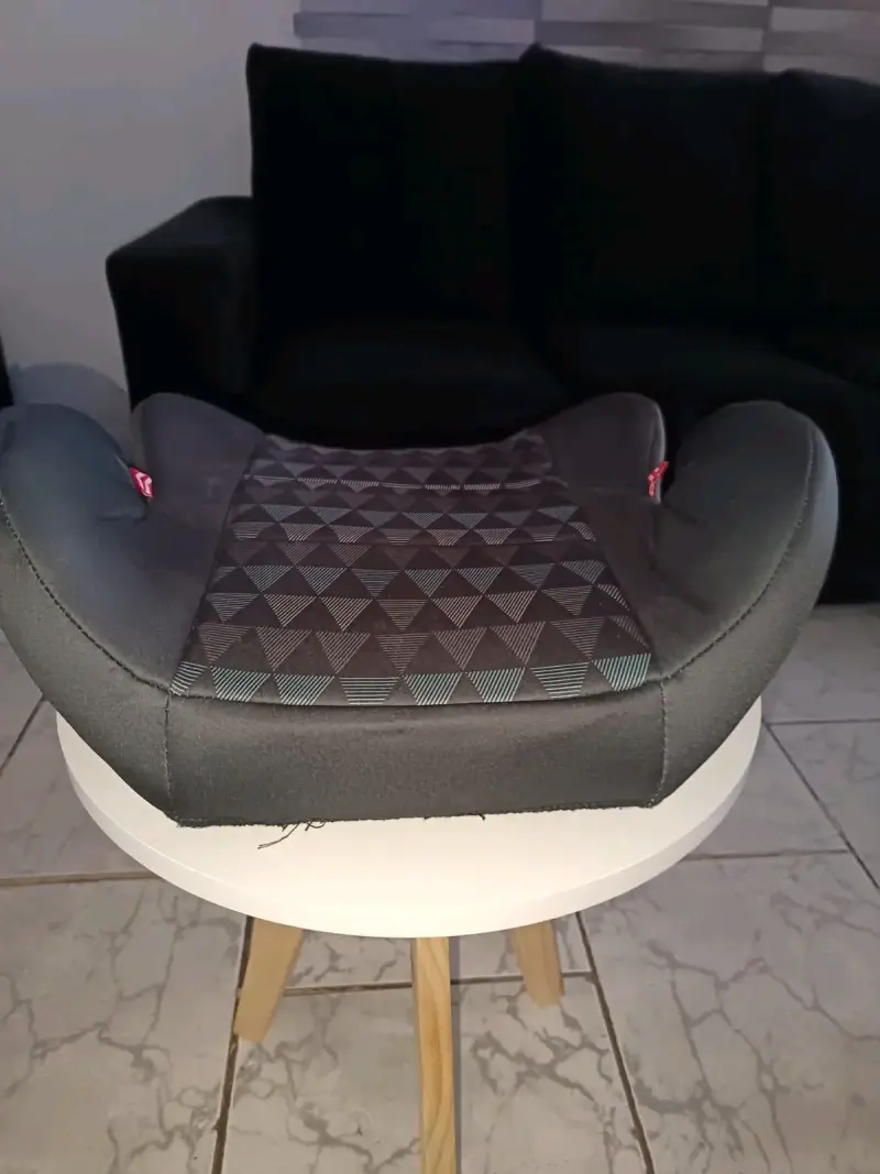 Asiento elevador para auto Cosco negro - 2