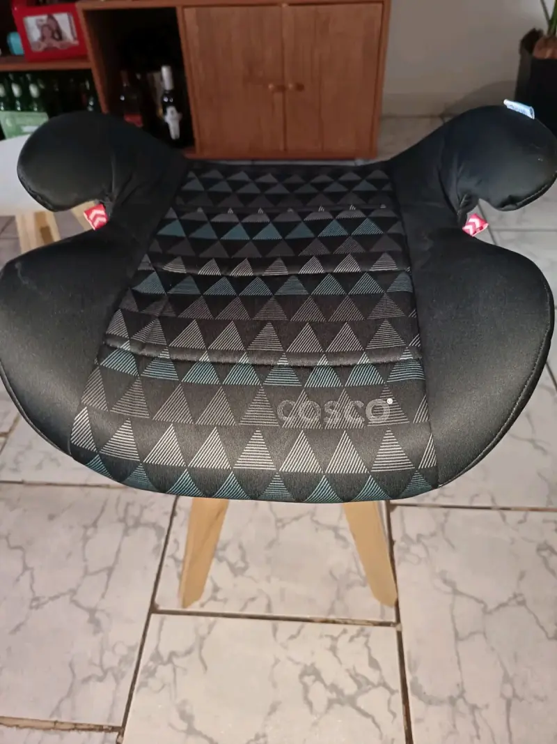 Asiento elevador para auto Cosco negro - 4