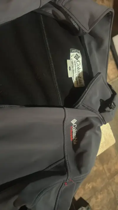 Chaqueta Softshell Columbia Gris para Hombre - miniatura 2