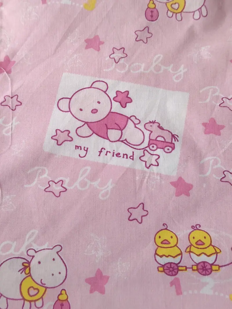Tela estampada infantil con diseños de animales - 2