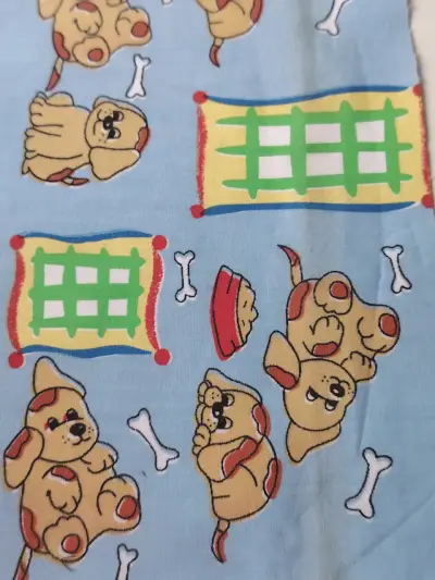 Tela estampada infantil con diseños de animales - miniatura 3