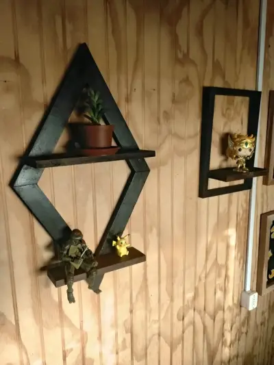 Estante de pared geométrico de madera - miniatura 3