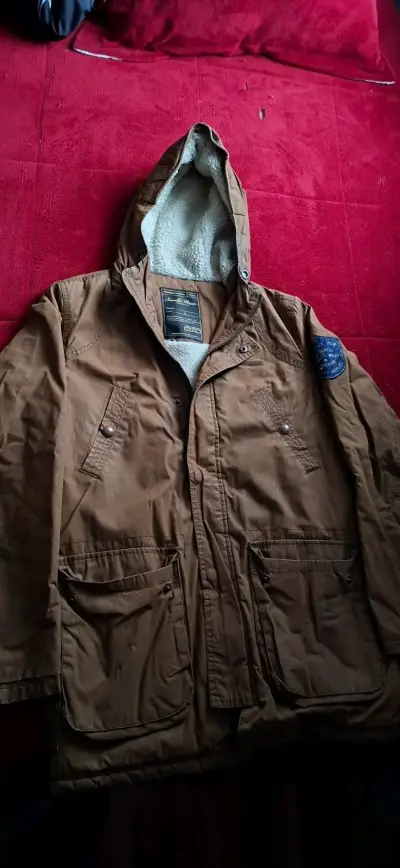 Parka marrón con capucha y forro polar - miniatura 1
