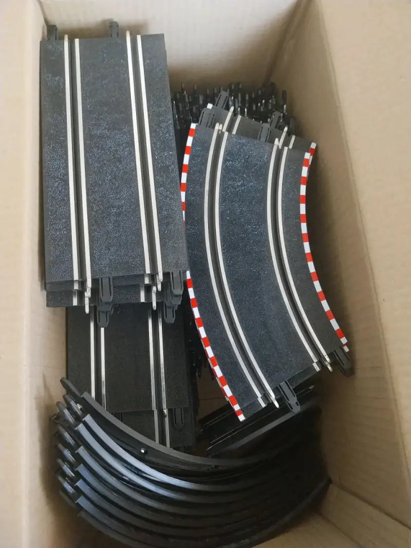Pista de autos Scalextric con accesorios - 2