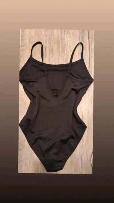 Body negro de tirantes para mujer - miniatura 2
