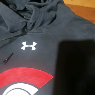 Polerón negro Under Armour con diseño Running - miniatura 2