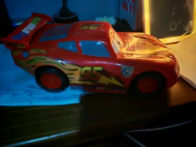 Auto de juguete Rayo McQueen Cars rojo - miniatura 2