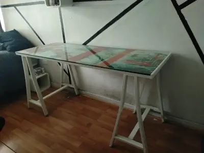 Escritorio de vidrio con diseño Londres - miniatura 1
