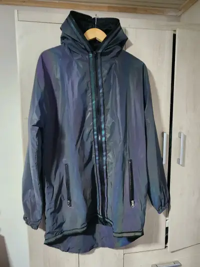 Chaqueta reflectante con capucha para hombre - miniatura 1