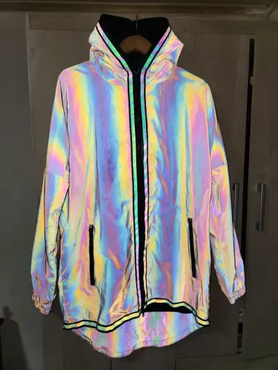Chaqueta reflectante con capucha para hombre - miniatura 2