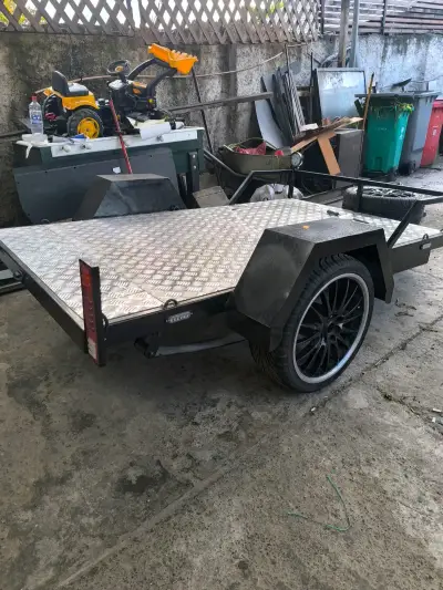 Carro de arrastre con plataforma metálica hechiza - miniatura 1