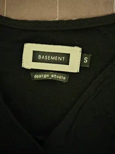 Vestido negro Basement talla S - miniatura 2