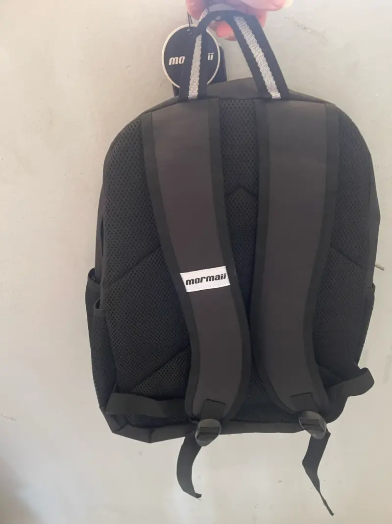 Mochila negra Mormaii con múltiples compartimentos - 2