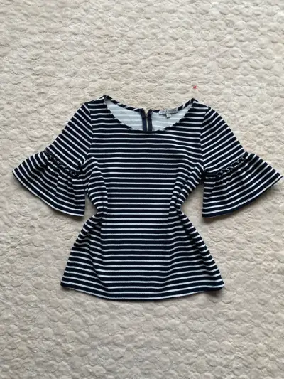 Blusa de rayas con mangas acampanadas - miniatura 1