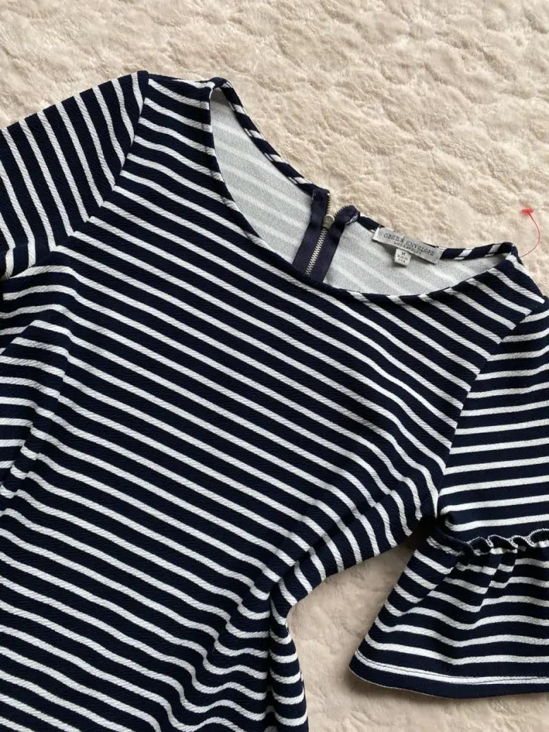 Blusa de rayas con mangas acampanadas - 2