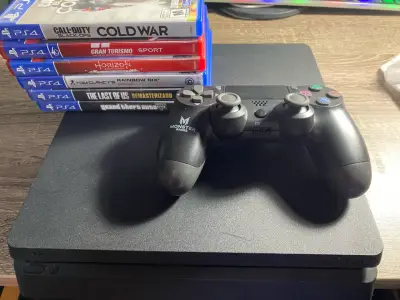Consola PS4 con control y juegos incluidos - miniatura 1