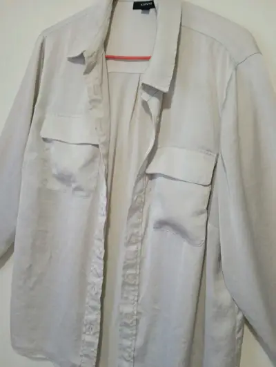 Camisa beige de mujer Alfani con bolsillos - miniatura 2