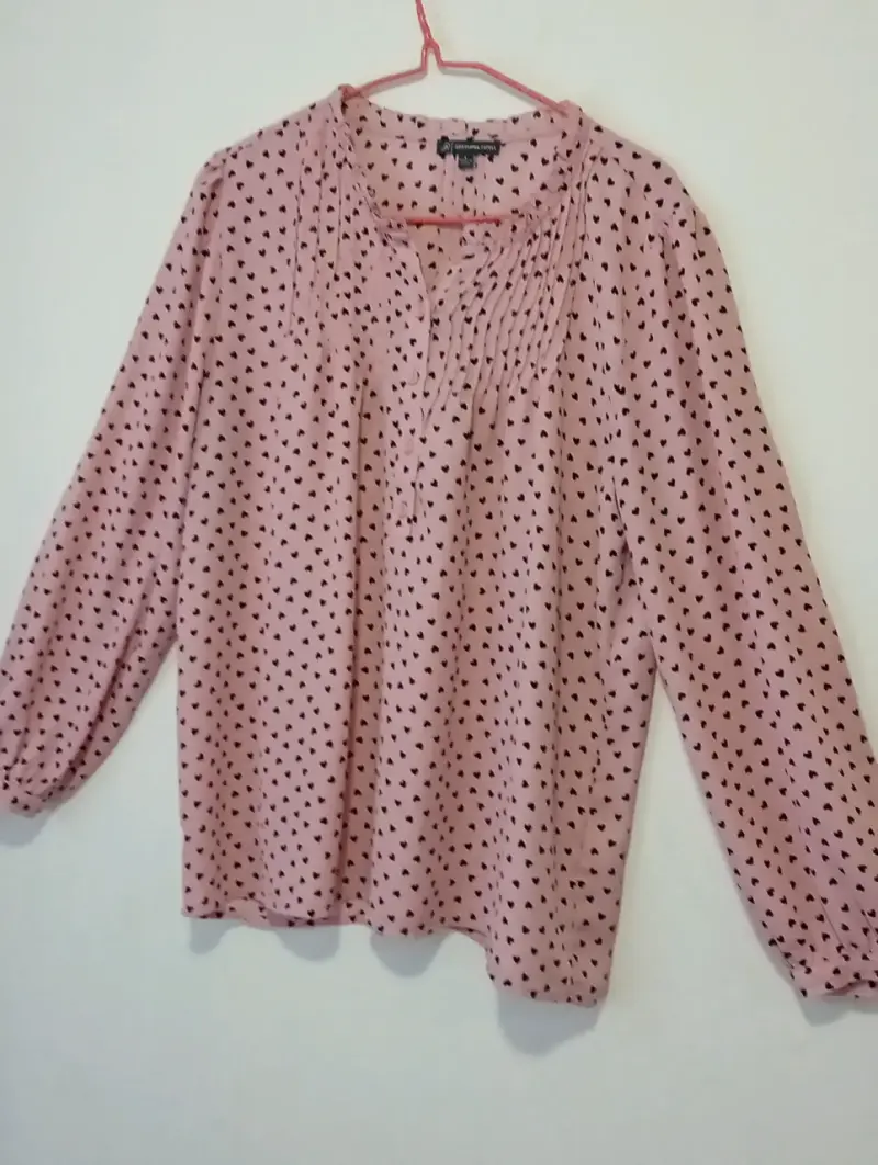 Blusa rosa con estampado de corazones Adrianna Papell - 1