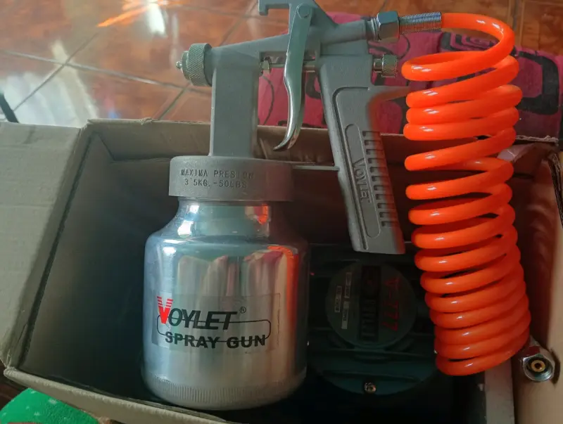 Compresor de Aire Voylet V-777 con Pistola de Pintura - 3