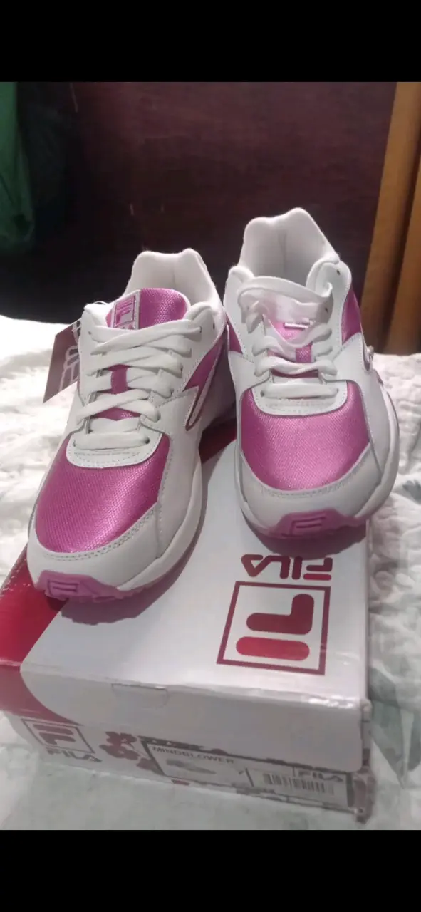 Zapatillas Fila Mindblower Mujer Blancas y Rosadas - 5