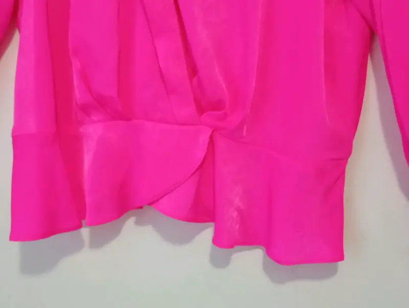 Blusa Fucsia DKNY de Manga Larga - 4