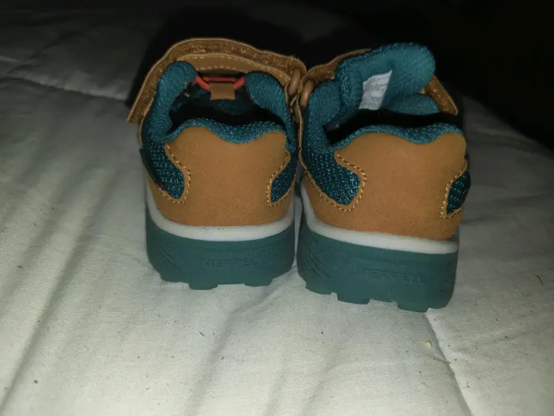 Zapatillas infantiles Merrell marrón y verde - 5