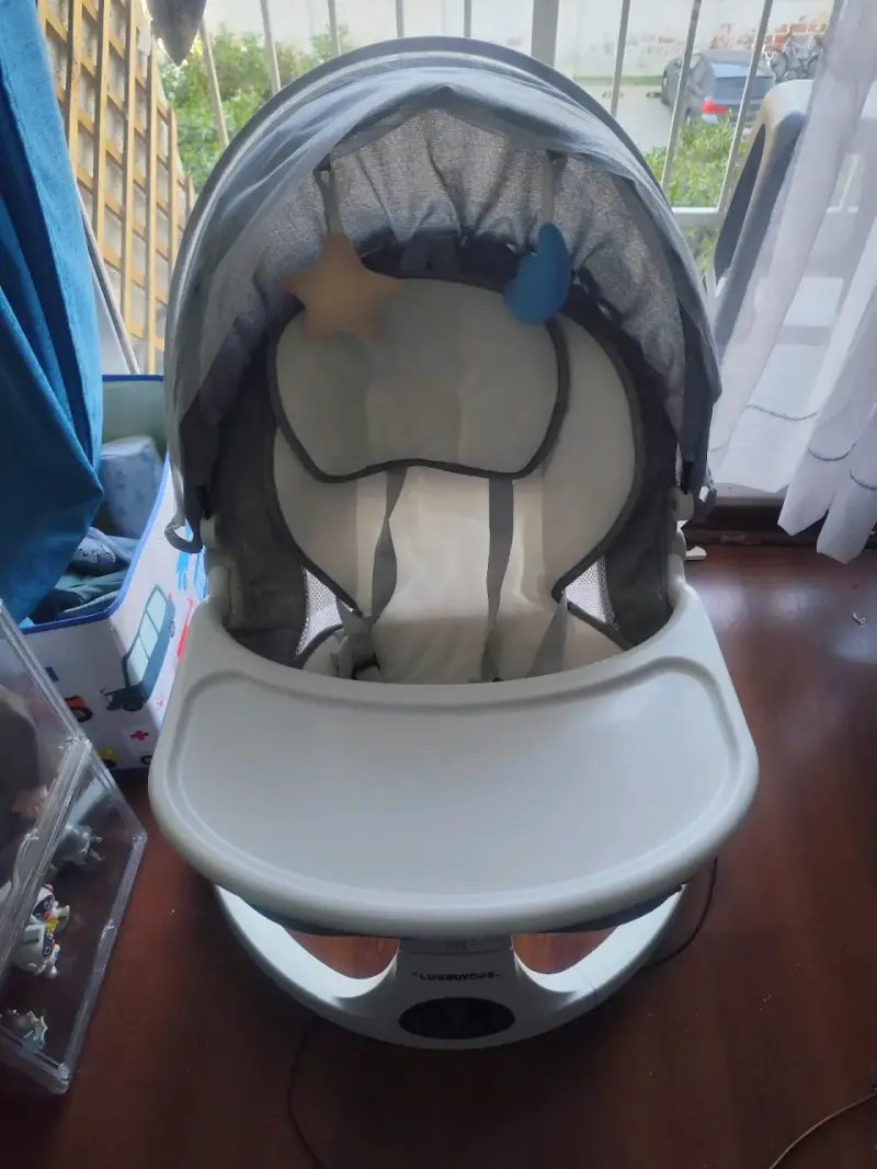 Silla mecedora electrica para bebé - 1