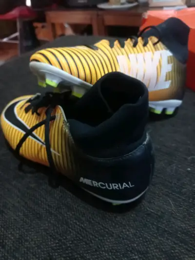 Botines de fútbol Nike Mercurial amarillos - miniatura 2