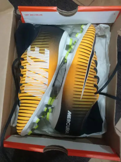 Botines de fútbol Nike Mercurial amarillos - miniatura 3